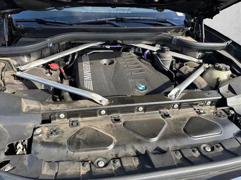 Certified 2023 BMW X7 xDrive40i w/ Climate Comfort Package image 18