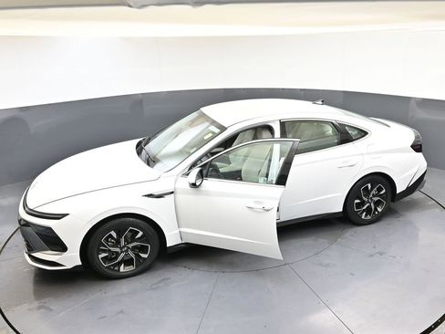Certified 2024 Hyundai Sonata SEL image 37