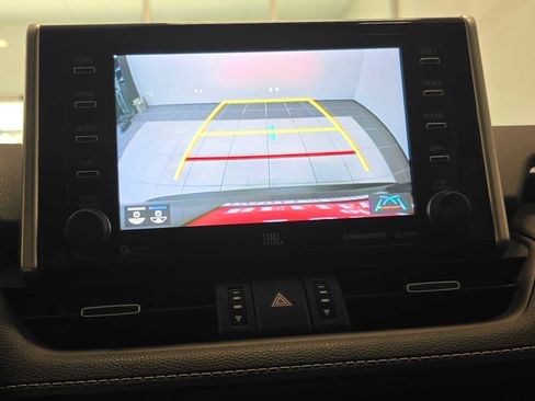 Certified 2021 Toyota RAV4 XLE Premium AWD/4WD image 13