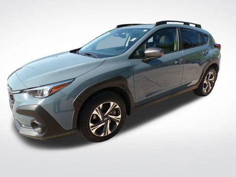 Used 2024 Subaru Crosstrek 2.0i Premium AWD/4WD image 2