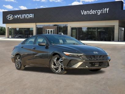 Used 2025 Hyundai Elantra SEL