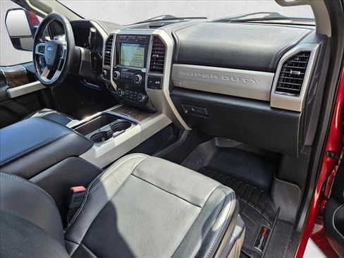Used 2019 Ford F250 Lariat w/ Lariat Ultimate Package AWD/4WD image 22