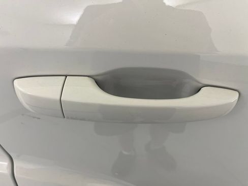 Used 2016 Dodge Journey SE w/ Flexible Seating Group FWD image 48
