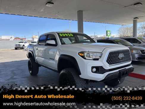 Used 2019 Toyota Tacoma TRD Off-Road w/ Technology Package image 1