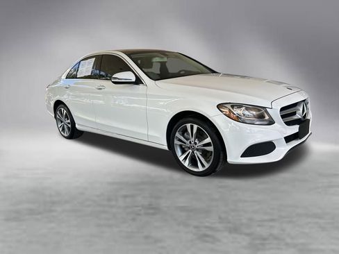 Used 2018 Mercedes-Benz C 300 4MATIC Sedan image 2