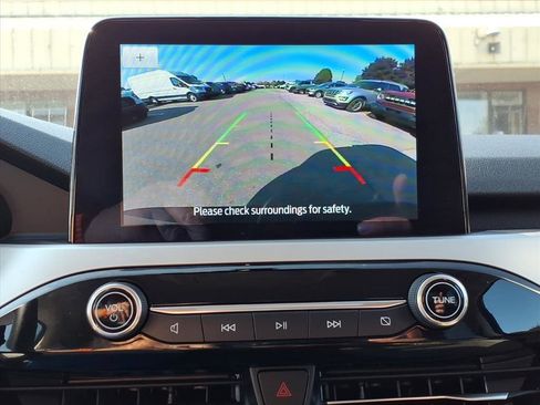 Used 2022 Ford Escape SE w/ Convenience Package image 16