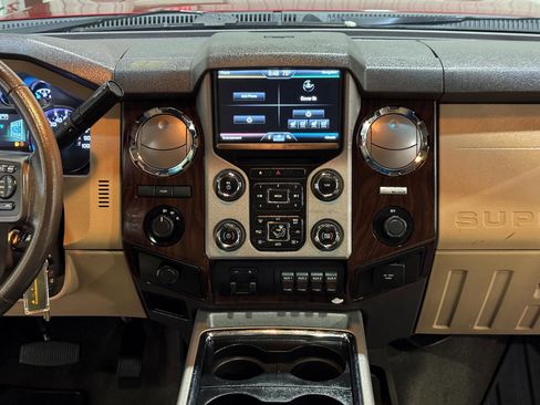 Used 2014 Ford F450 Lariat w/ Lariat Ultimate Package image 21