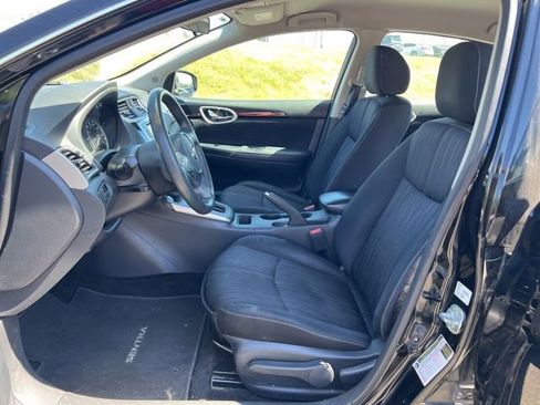 Used 2017 Nissan Sentra SV FWD image 12