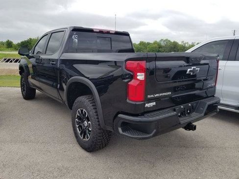 New 2026 Chevrolet Silverado 1500 ZR2 AWD/4WD image 3