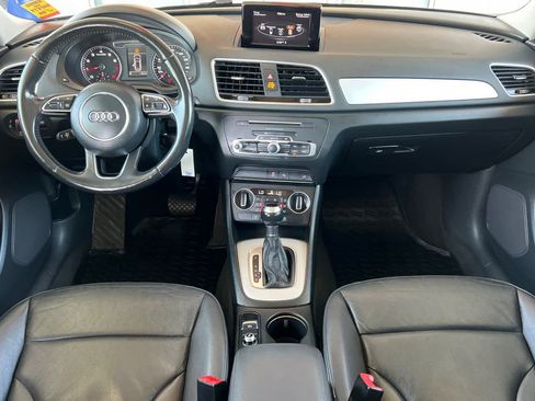 Used 2017 Audi Q3 2.0T Premium FWD image 3