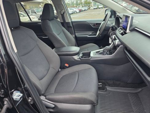 Used 2024 Toyota RAV4 LE image 24