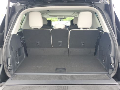 New 2026 Lincoln Navigator Reserve w/ Jet Appearance Package AWD/4WD image 30