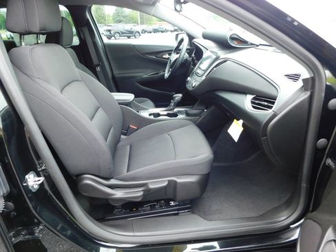 Used 2023 Chevrolet Malibu LT w/ Midnight Edition FWD image 17