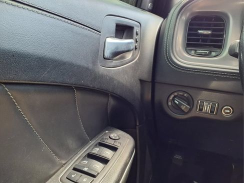 Used 2023 Dodge Charger R/T w/ Plus Group RWD image 17