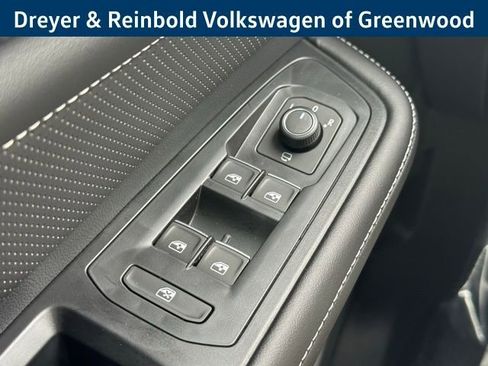 New 2026 Volkswagen Atlas Cross Sport SEL Premium R-Line AWD/4WD image 17