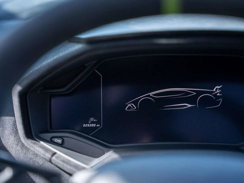 Used 2019 Lamborghini Huracan Performante image 27