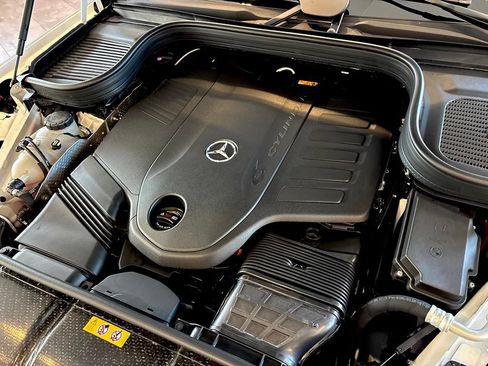 New 2026 Mercedes-Benz GLS 450 4MATIC image 39