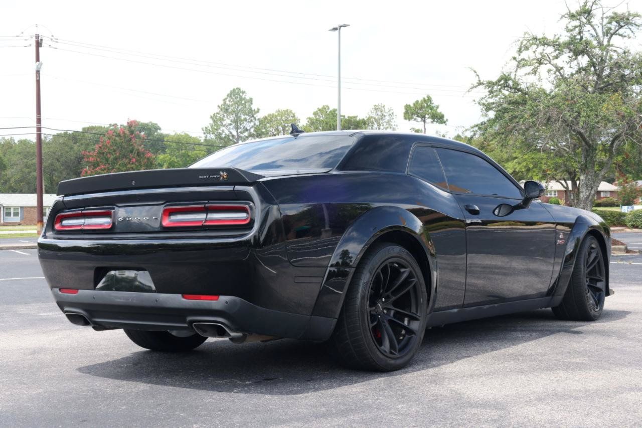 Used 2020 Dodge Challenger R/T Scat Pack RWD image 4