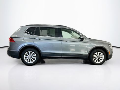 Used 2019 Volkswagen Tiguan SE AWD/4WD image 10