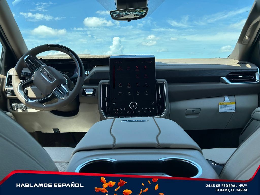 New 2026 GMC Yukon Denali w/ Denali Reserve Package AWD/4WD image 16
