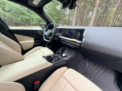 New 2026 BMW X3 xDrive30i w/ Premium Package AWD/4WD image 19