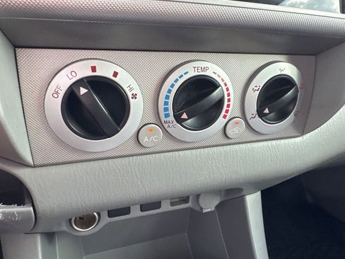 Used 2010 Toyota Tacoma 4x4 Double Cab image 25