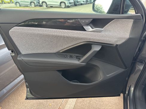 New 2025 Volkswagen Tiguan S image 7