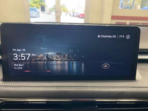 Used 2025 Genesis G70 2.5T RWD image 25