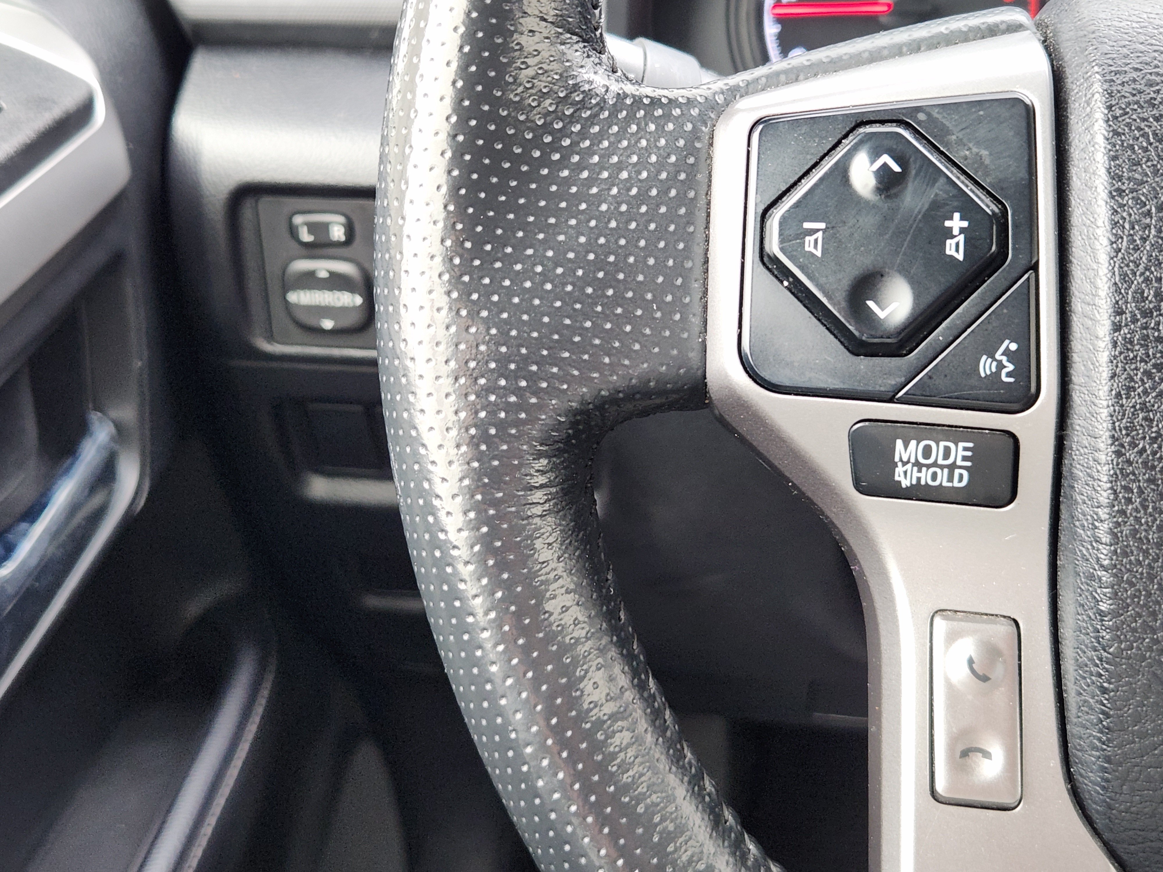 Used 2024 Toyota 4Runner SR5 Premium AWD/4WD image 29