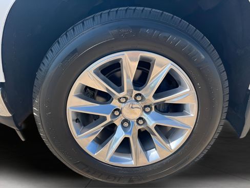 Used 2022 Chevrolet Silverado 1500 LTZ RWD image 11