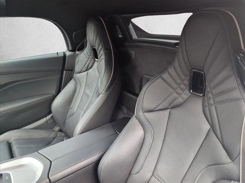 Used 2022 BMW Z4 M40i w/ Premium Package image 10