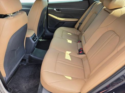Certified 2023 Hyundai Sonata Limited FWD image 17