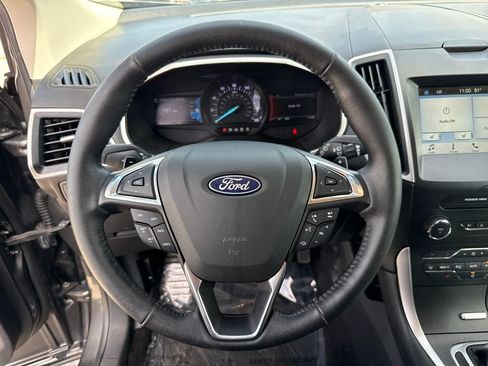 Used 2018 Ford Edge SEL w/ Equipment Group 201A FWD image 13