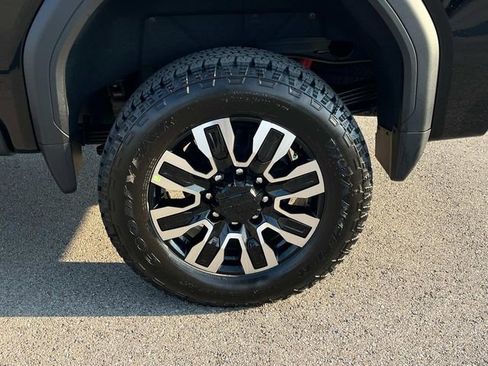 New 2026 GMC Sierra 2500 Denali Ultimate image 13