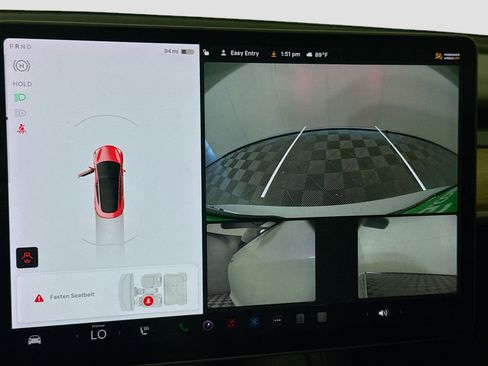 Used 2021 Tesla Model 3 Standard Range Plus image 19