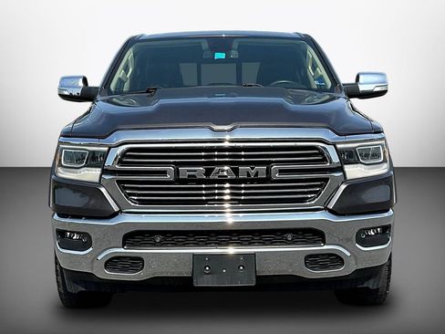 Used 2019 RAM 1500 Laramie AWD/4WD image 2