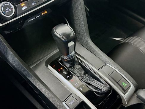 Used 2021 Honda Civic Sport image 19