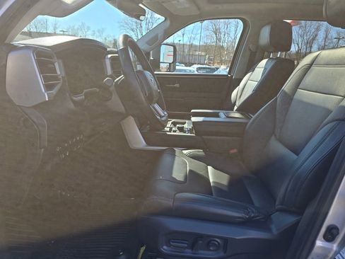 Used 2024 Toyota Tundra Limited image 14