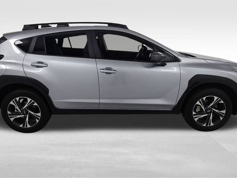 Used 2026 Subaru Crosstrek 2.5i Premium AWD/4WD image 2