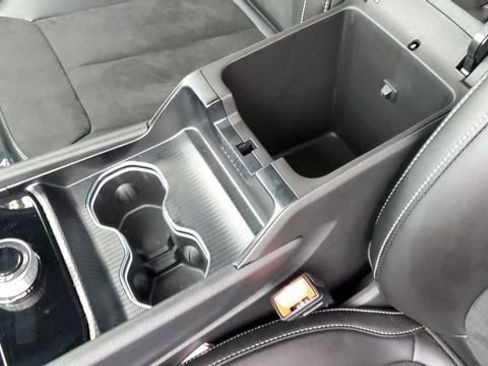 Certified 2024 Jeep Grand Cherokee L Laredo image 18