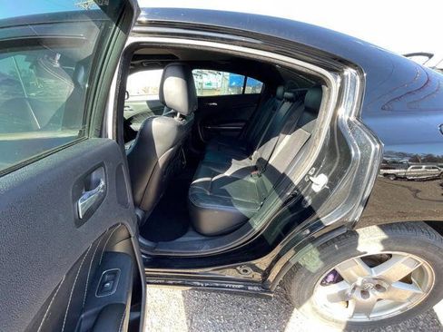 Used 2013 Dodge Charger R/T image 23