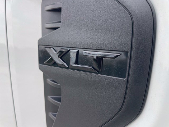 New 2026 Ford Ranger XLT w/ Black Appearance Package RWD image 27