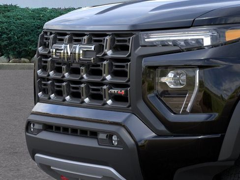 New 2026 GMC Canyon AT4 image 37