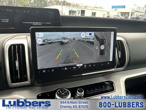 Used 2025 Ford Expedition Active image 17