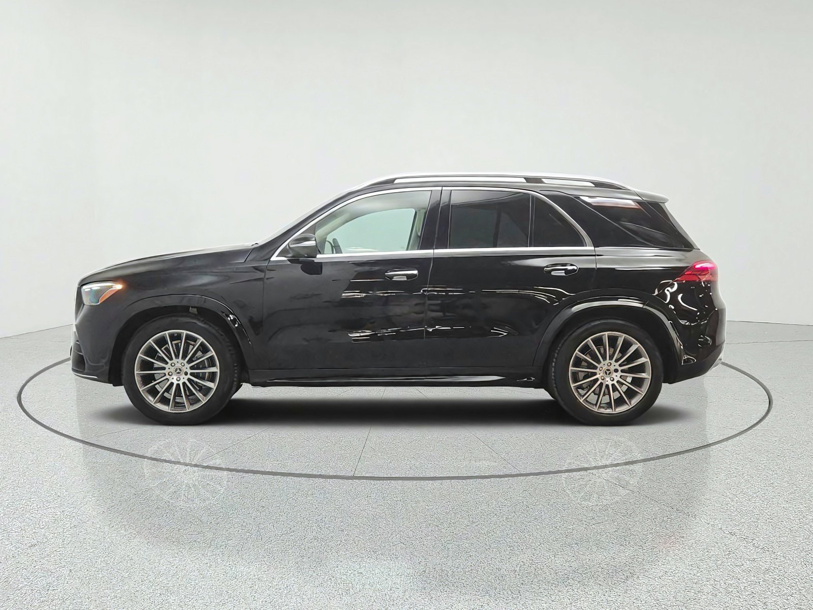 Certified 2024 Mercedes-Benz GLE 350 4MATIC image 8