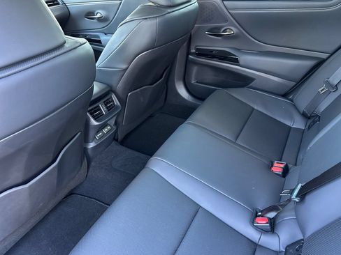 Certified 2025 Lexus ES 350 w/ Accessory Package (Z1) FWD image 14