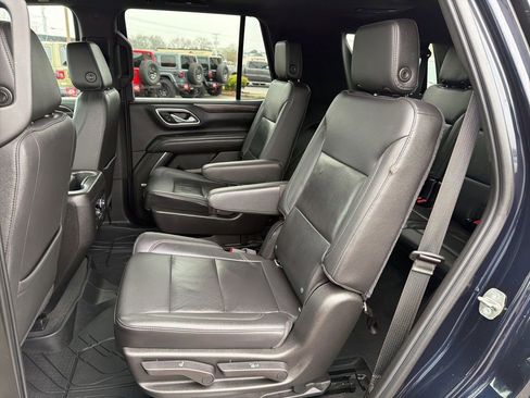 Used 2021 Chevrolet Tahoe LT w/ LT Signature Package RWD image 26