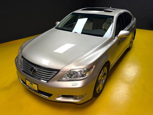 Used 2011 Lexus LS 460 image 53
