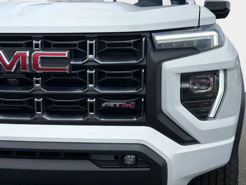 New 2026 GMC Canyon AT4 w/ Technology Plus Package AWD/4WD image 9