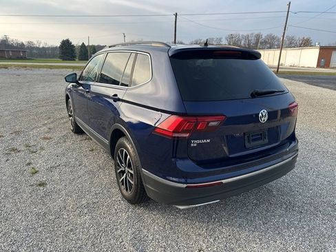 Used 2021 Volkswagen Tiguan SE image 2